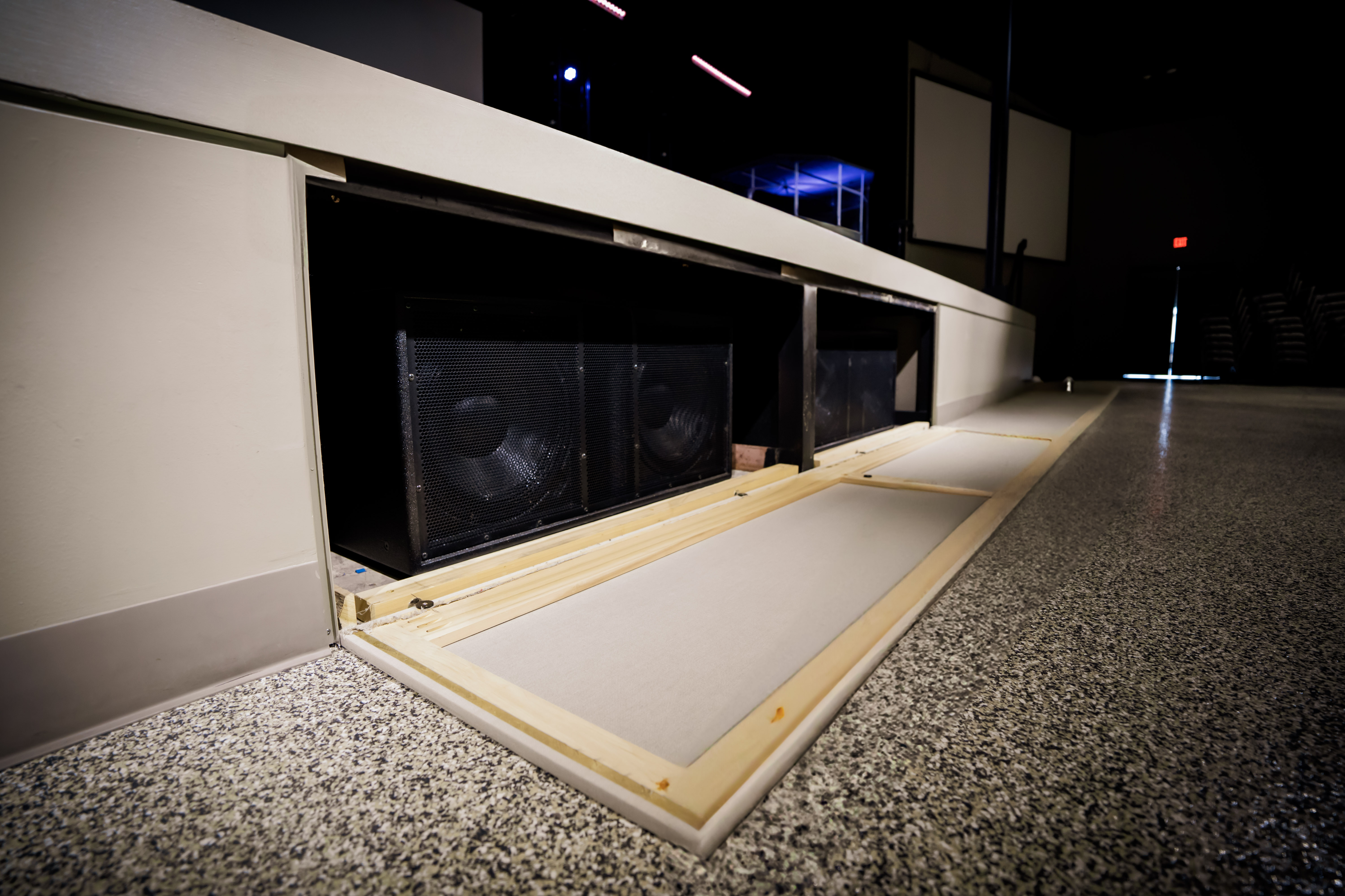 Detail of the Blaze Audio CCA10 loudspeaker array hung above the platform at Healing Place Church Denham Springs.