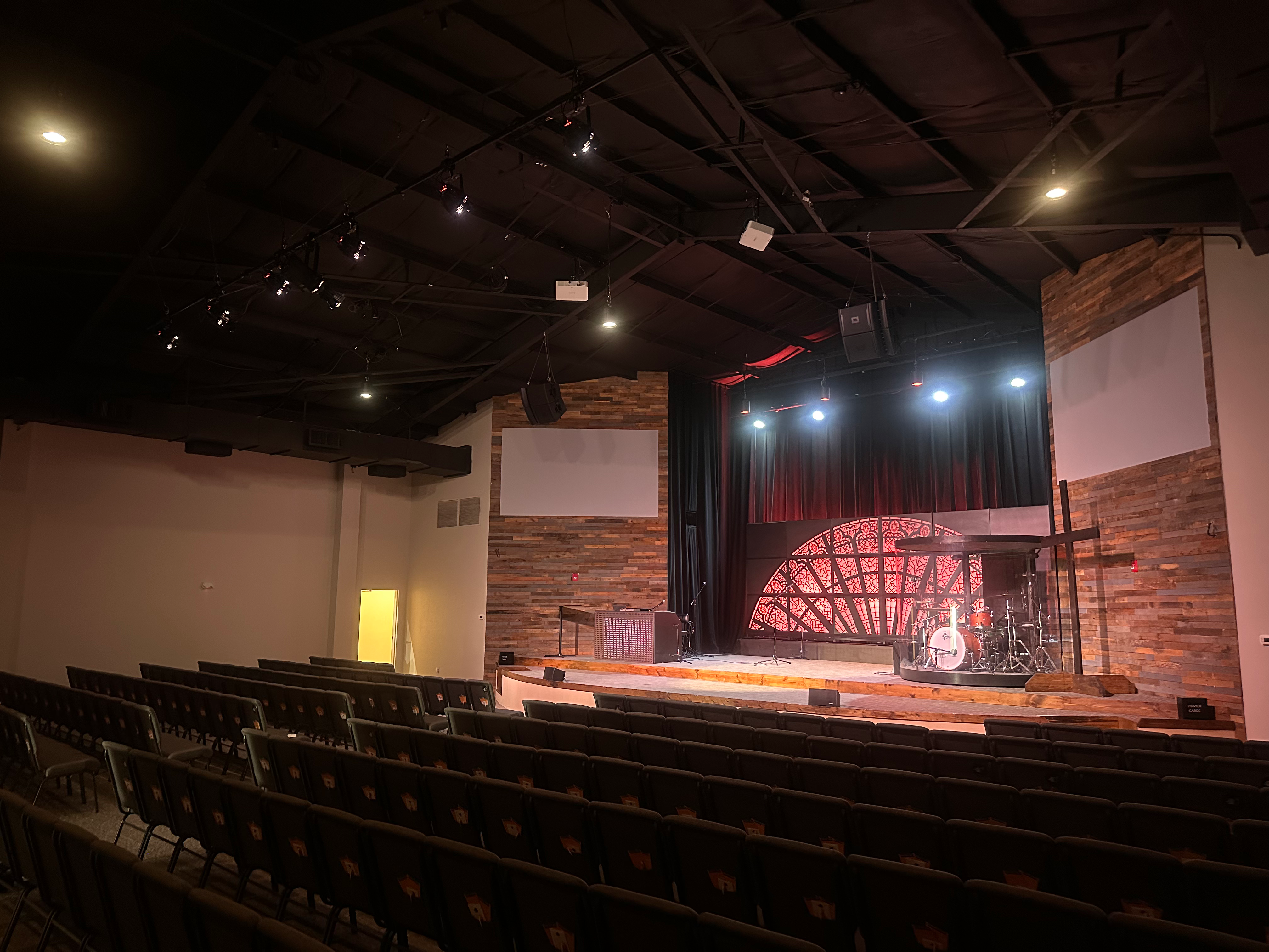 Acacia lighting install